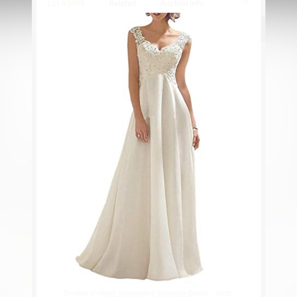Beautiful wedding dress plus size